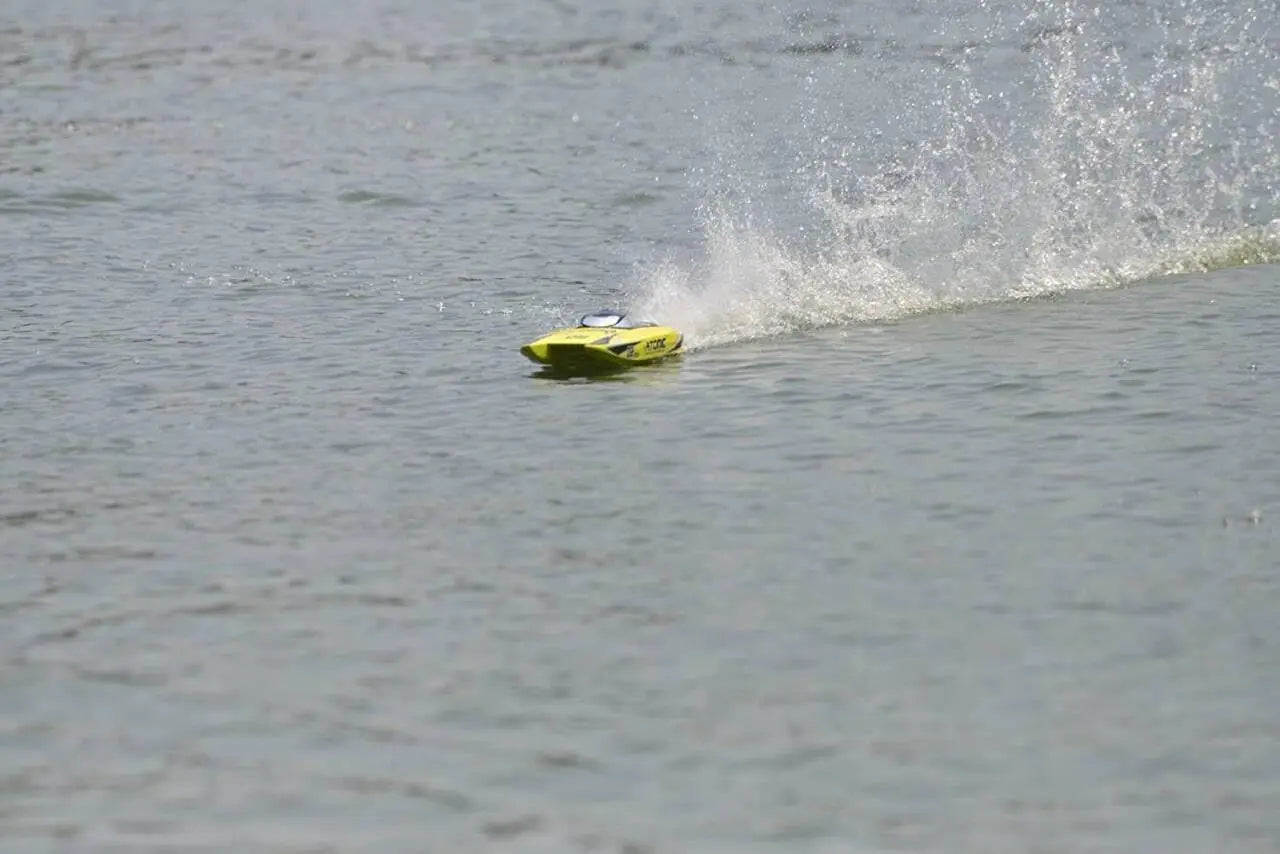 Ready to Run Remote Control Speed Boat