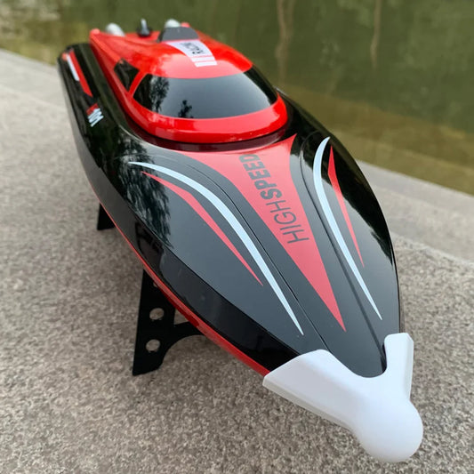 Fast Remote Control Racing Speed  Boat